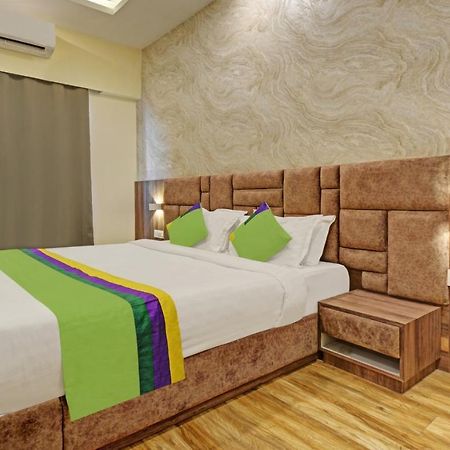 Tripli Hotels Le Shelton Удайпур Екстериор снимка