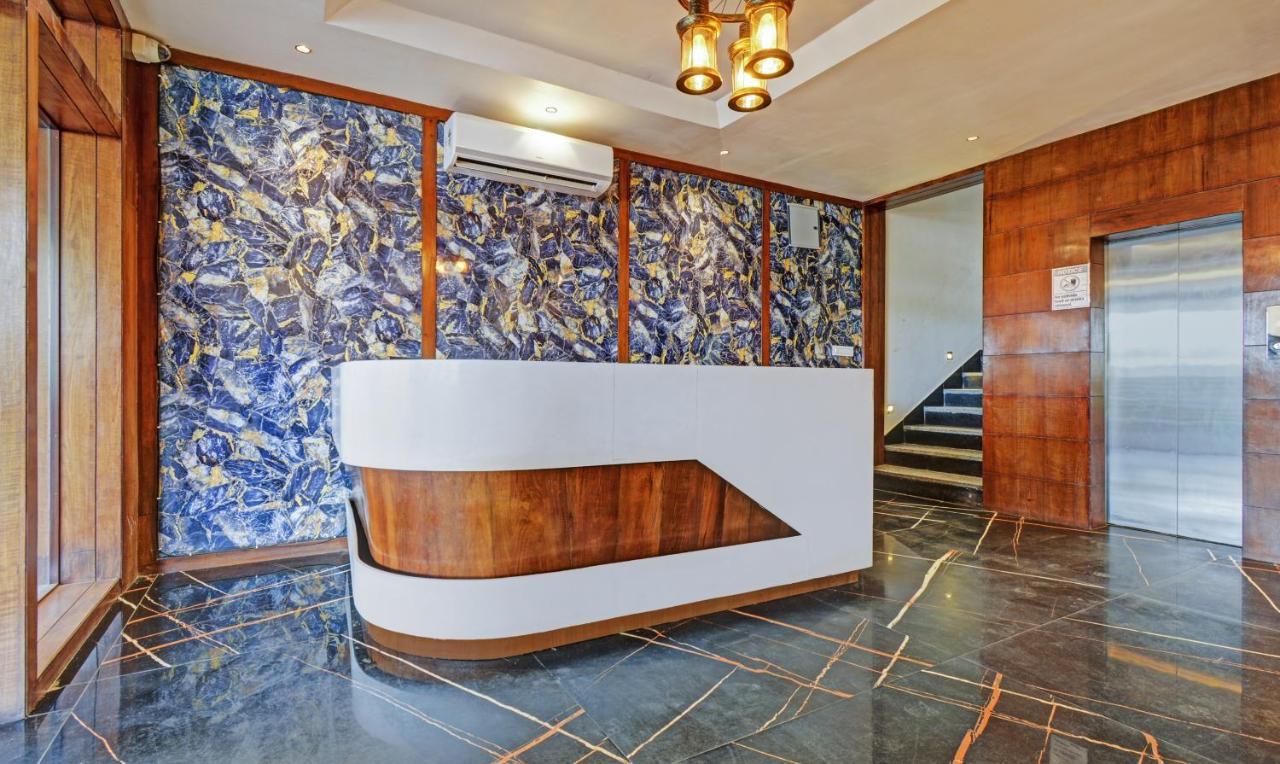 Tripli Hotels Le Shelton Удайпур Екстериор снимка