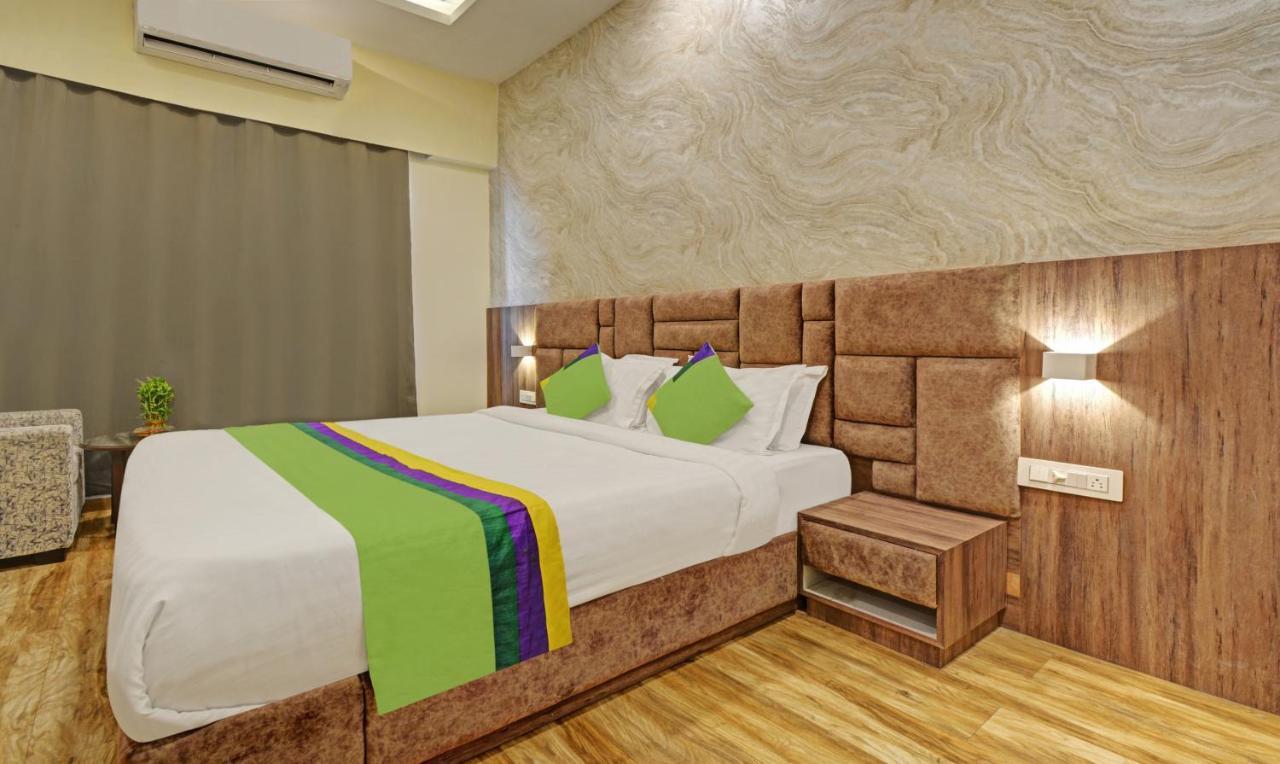 Tripli Hotels Le Shelton Удайпур Екстериор снимка