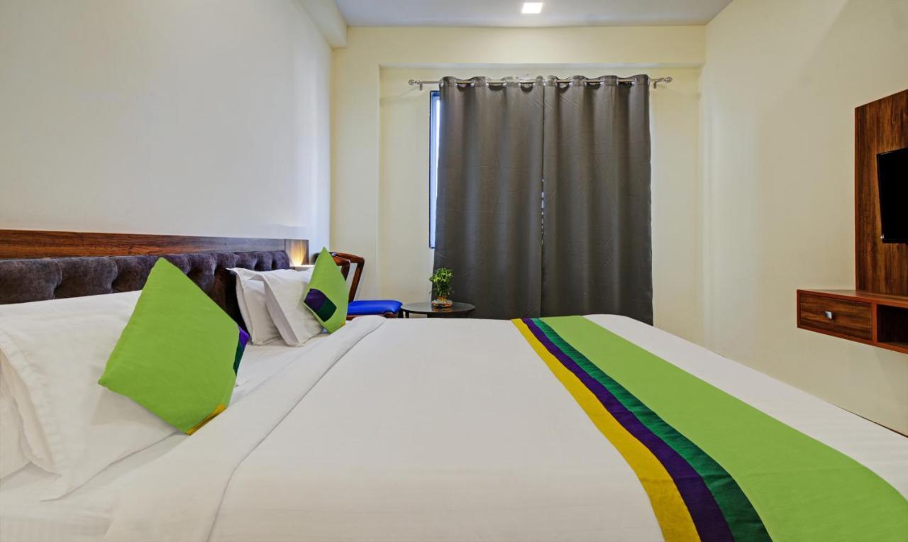 Tripli Hotels Le Shelton Удайпур Екстериор снимка