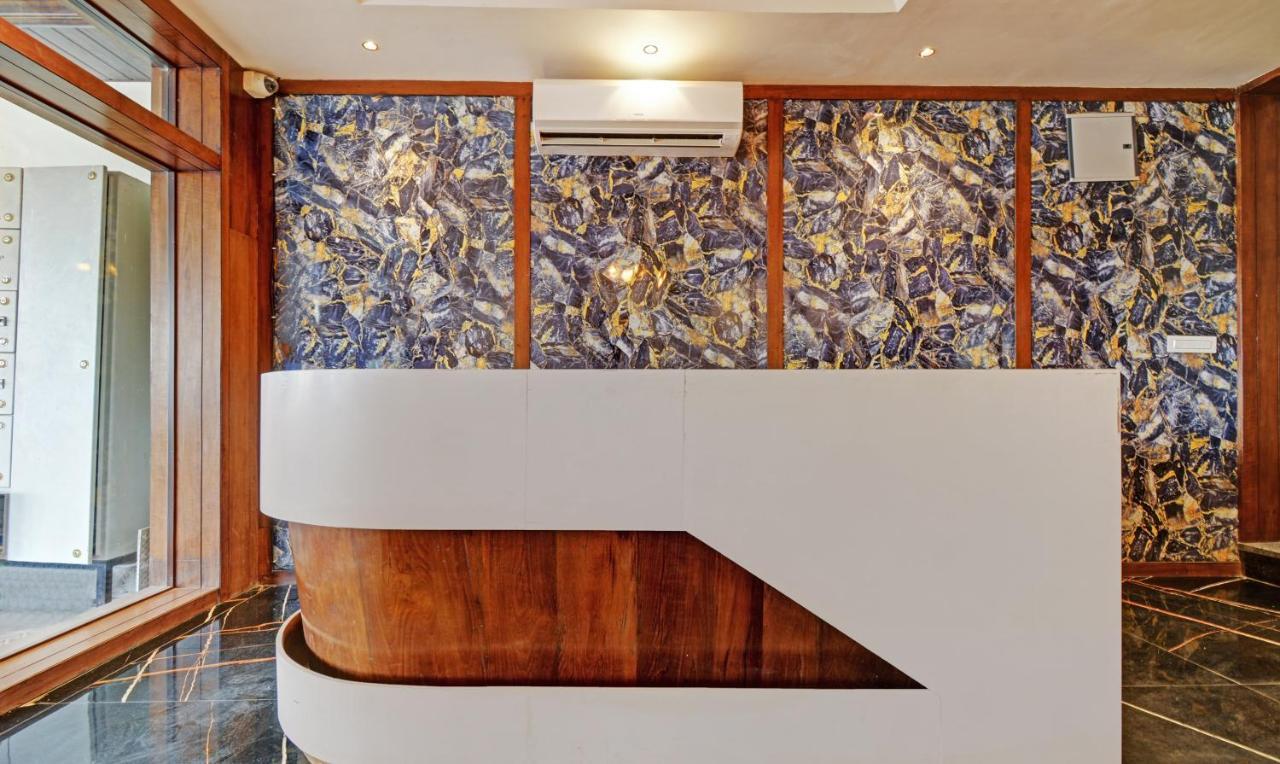 Tripli Hotels Le Shelton Удайпур Екстериор снимка