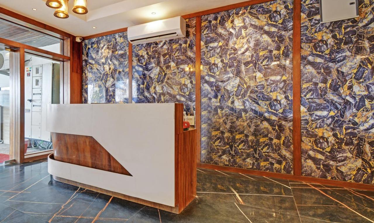 Tripli Hotels Le Shelton Удайпур Екстериор снимка