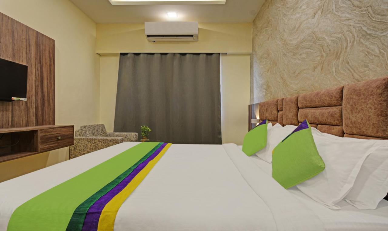 Tripli Hotels Le Shelton Удайпур Екстериор снимка
