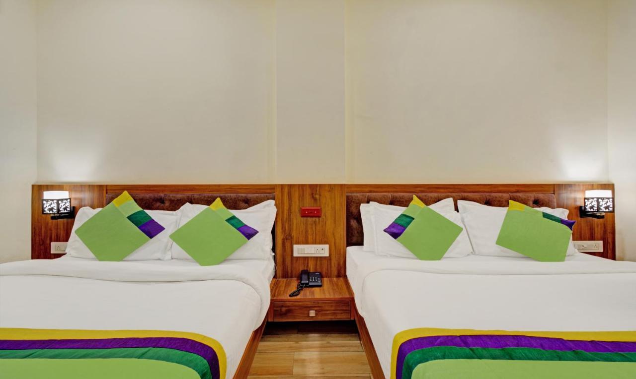 Tripli Hotels Le Shelton Удайпур Екстериор снимка