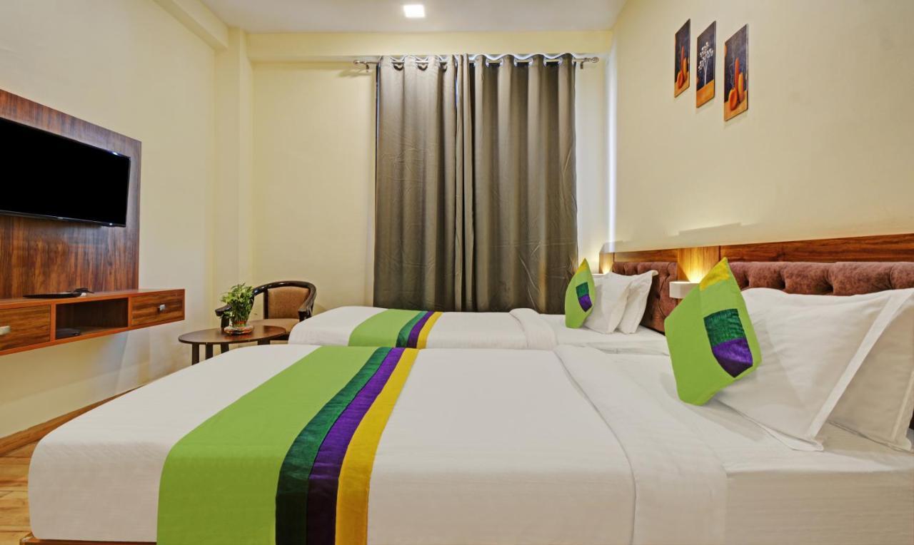 Tripli Hotels Le Shelton Удайпур Екстериор снимка